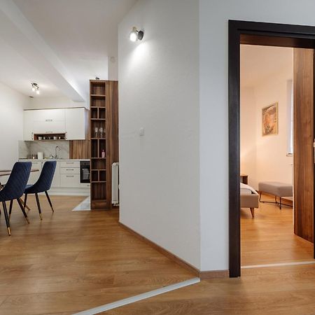 Apartman Square Trg Prijedor Kültér fotó