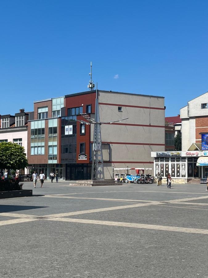 Apartman Square Trg Prijedor Kültér fotó