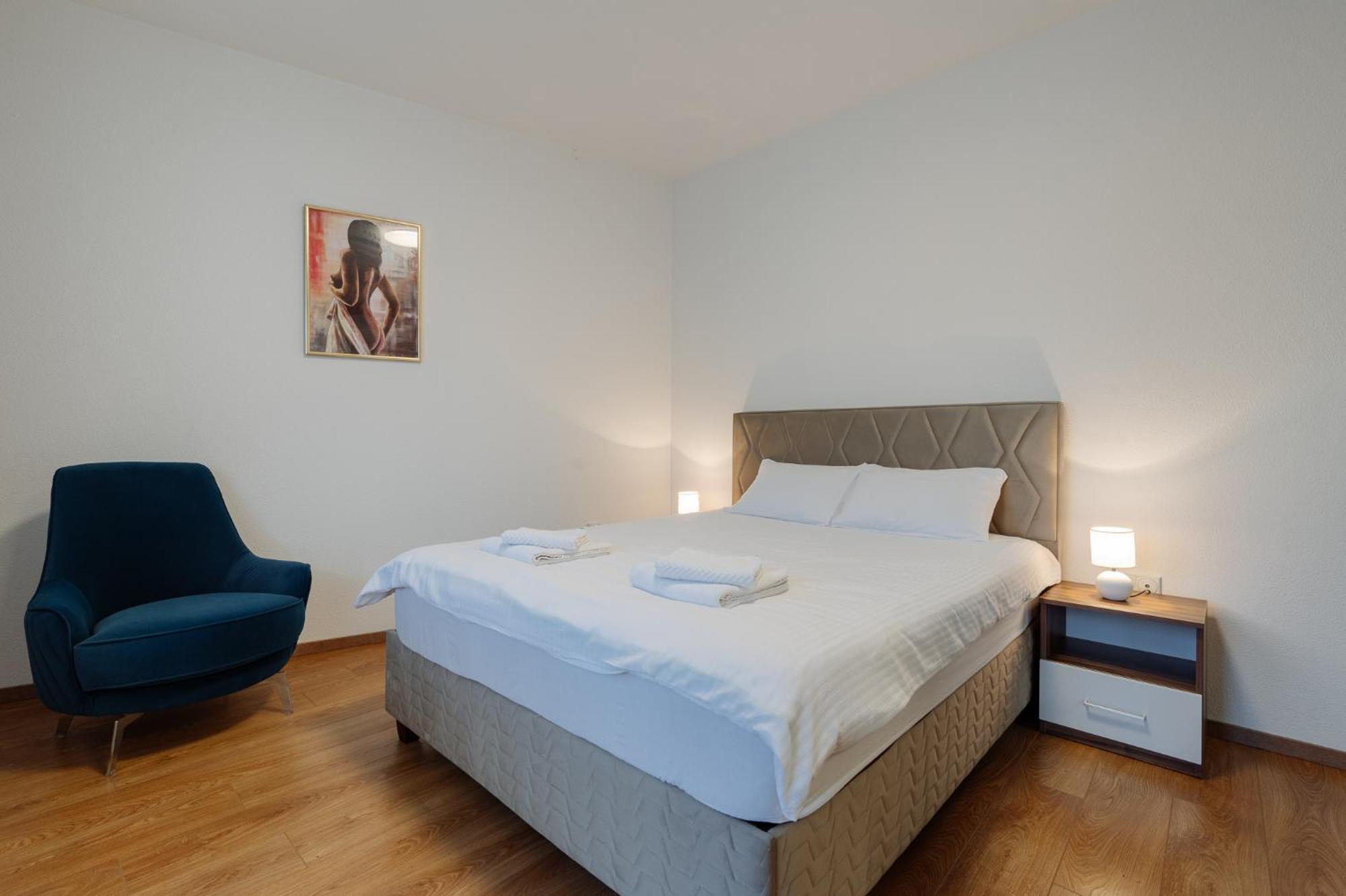 Apartman Square Trg Prijedor Kültér fotó